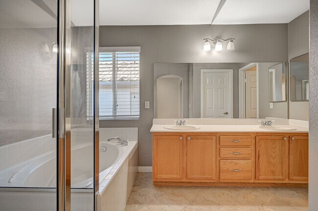 Building Photo - 1005 Prestige Meadows Pl