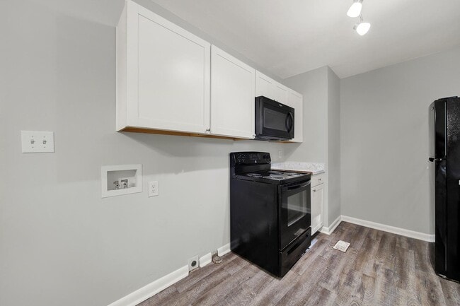 Building Photo - Lovely Three Bedroom Home in Monroe!