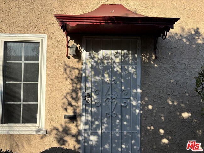 Building Photo - 130 E Hillcrest Blvd