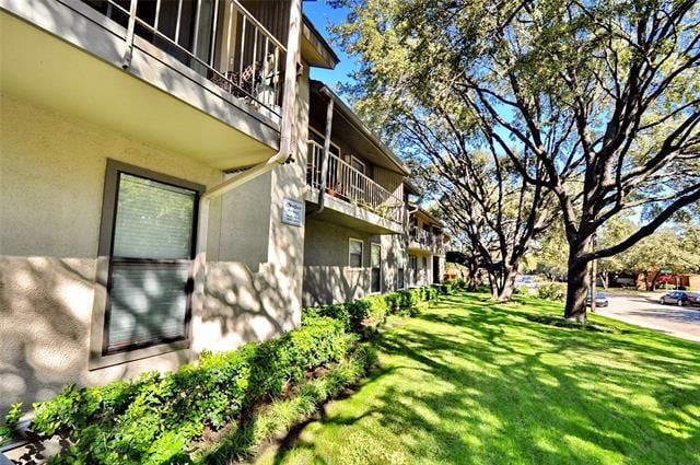 Building Photo - 5909 Birchbrook Dr