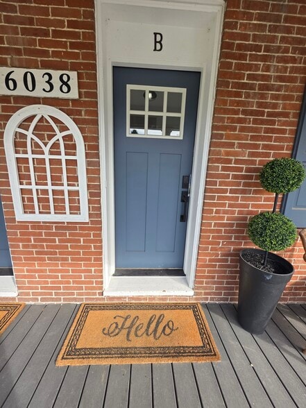 Building Photo - 6038 Old Hanover Rd