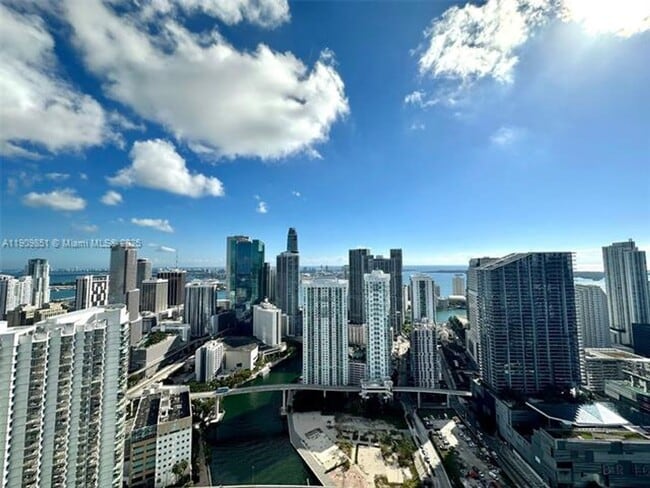 Building Photo - 92 SW 3rd St