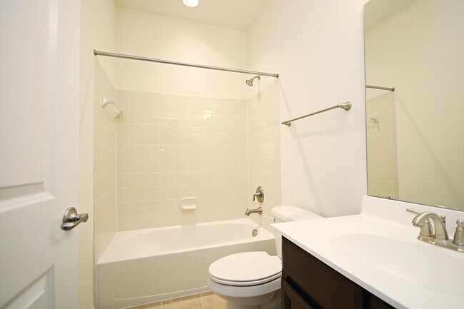 Building Photo - Pet-Friendly N. Albemarle End-Unit Townhome