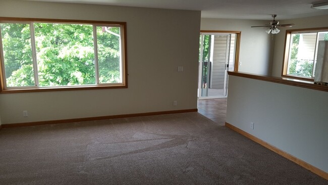 Building Photo - 2 Bedroom Condo in Cordata Neighborhood near WCC
