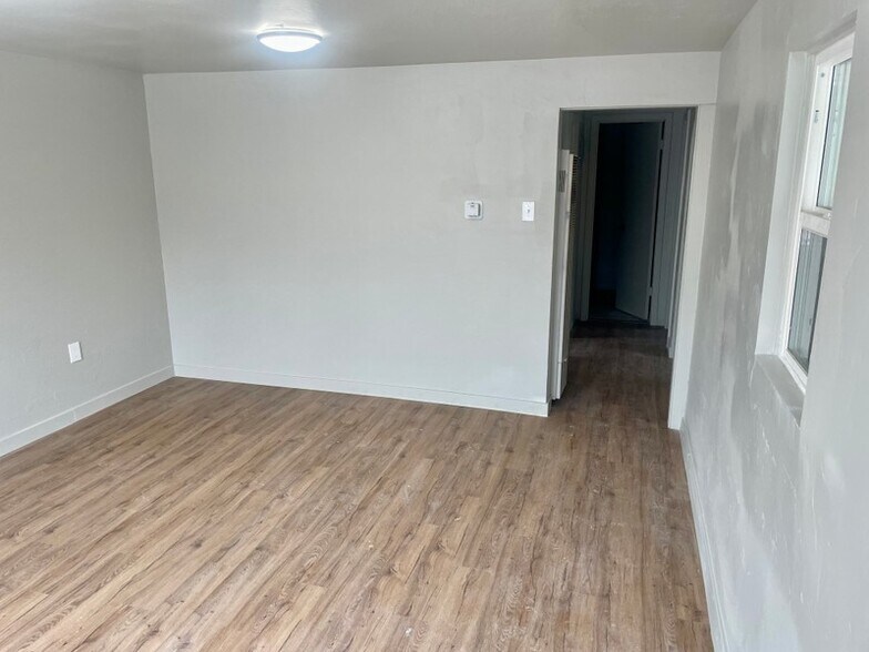 Building Photo - 1415 W 3350 S
