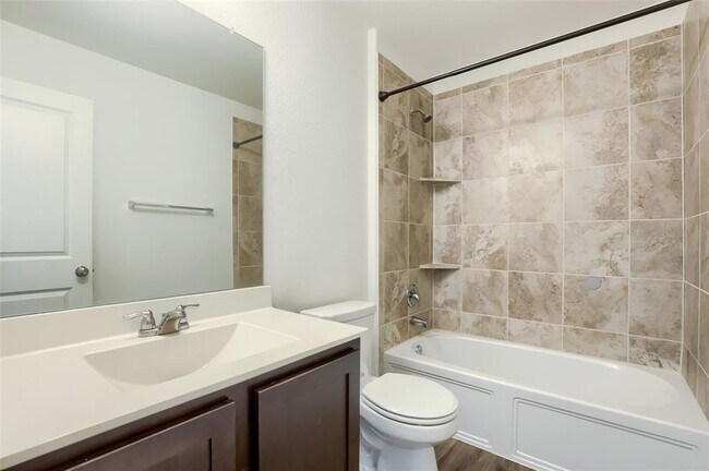 Building Photo - 309 Colthorpe Ln