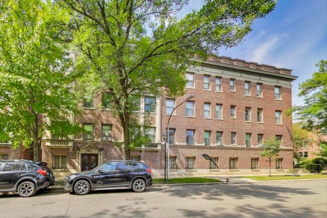 Primary Photo - 5108 S Woodlawn Ave