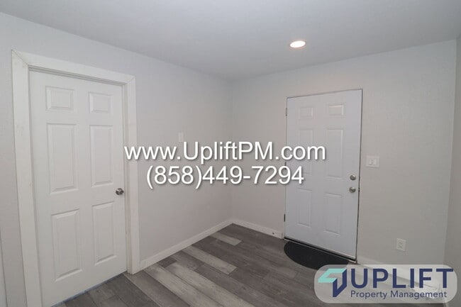 Building Photo - 4169 Wightman St