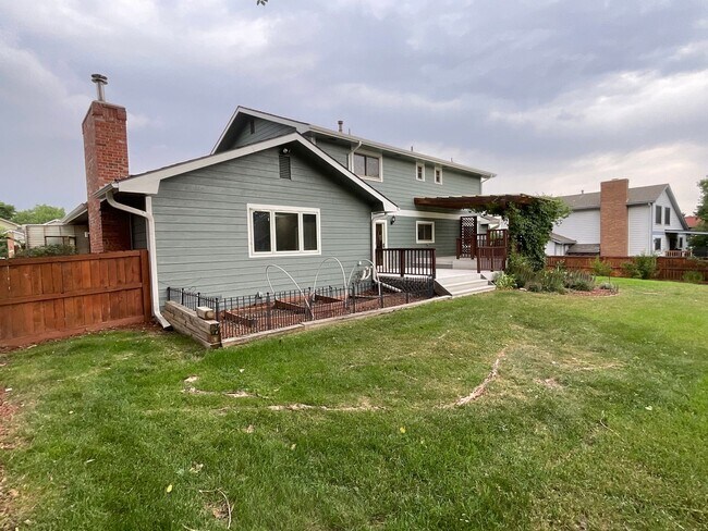 Building Photo - 4 Bedroom Home Available Near S Academy Bl...