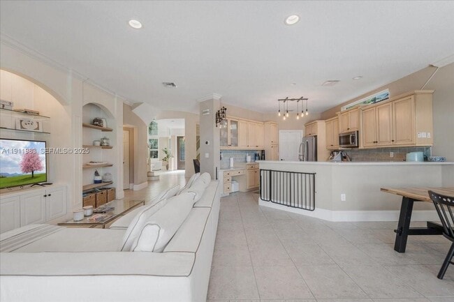 Building Photo - 5235 SW 171st Ave