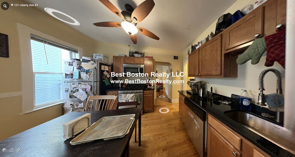 Building Photo - 121 Liberty Rd