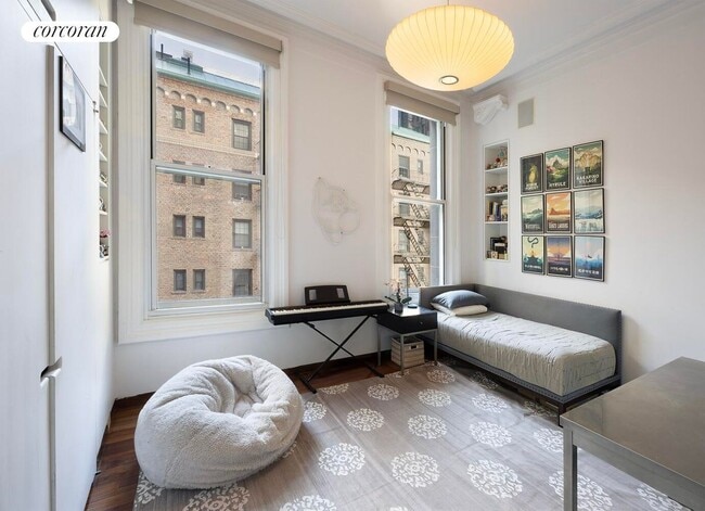 Building Photo - 170 Fifth Avenue 3