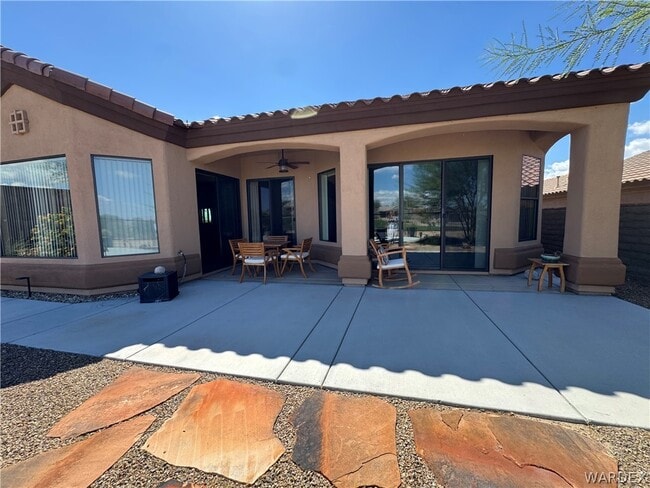 Building Photo - 2793 Esmerelda Dr