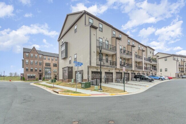 Building Photo - 43488 Stonewood Crossing Ter