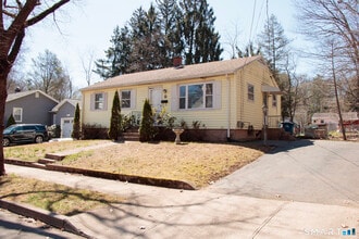 Building Photo - 5 Assumption St