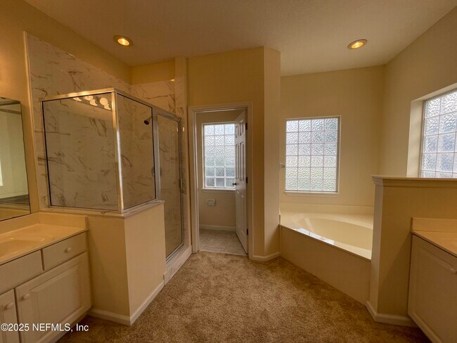 Building Photo - 1804 Sea Pines Ln