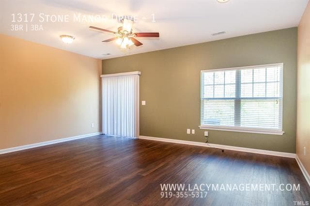 Building Photo - 1317 Stone Manor Dr