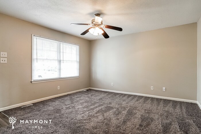 Building Photo - 513 Forest Ridge Rd