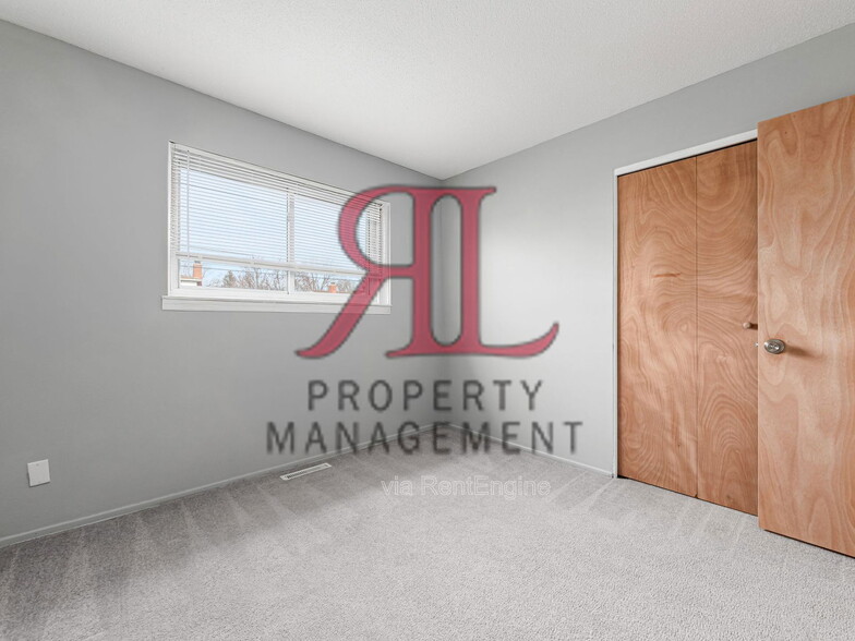 Building Photo - 5008 Carbondale Dr