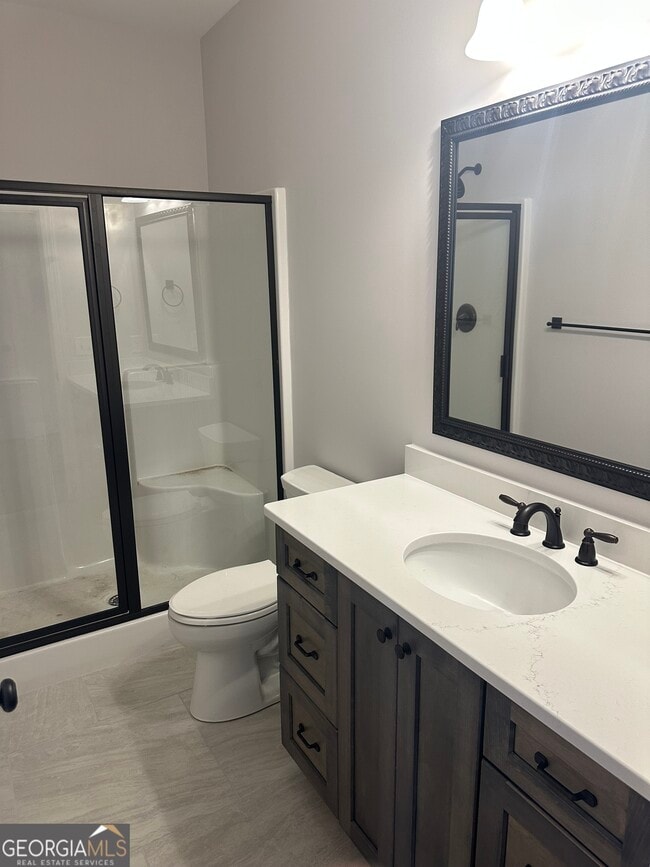 Building Photo - 225 Regency Ln SW