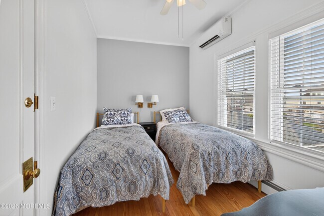 Building Photo - 20 Woodland Ave