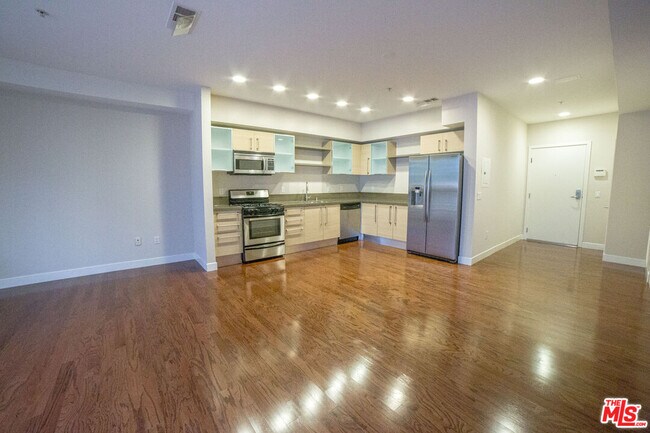 Building Photo - 1234 Wilshire Blvd