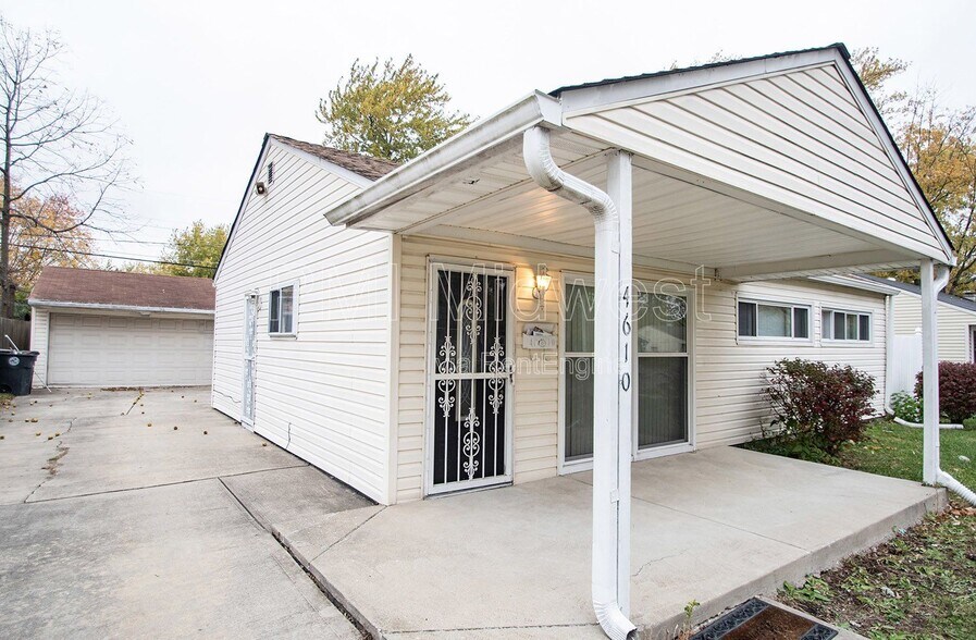 Building Photo - 4610 Karen Dr