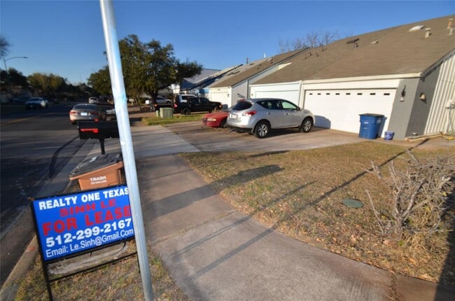 Building Photo - 7801 Parliament Pl