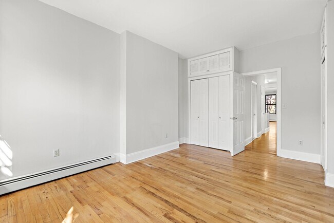 Building Photo - 227 3rd St