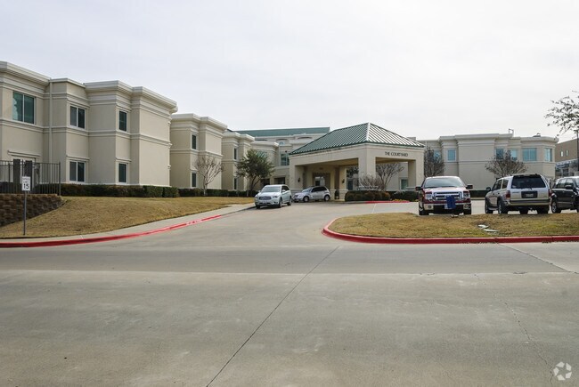 Primary Photo - Hartin Apartments