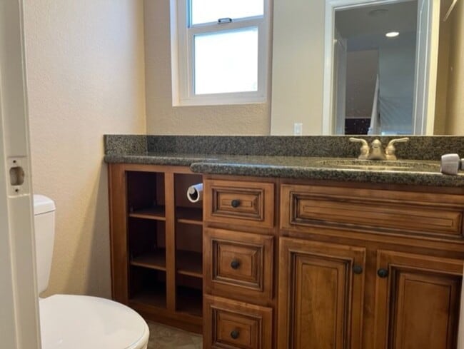 Building Photo - Private, Gated and the Heart of Costa Mesa!