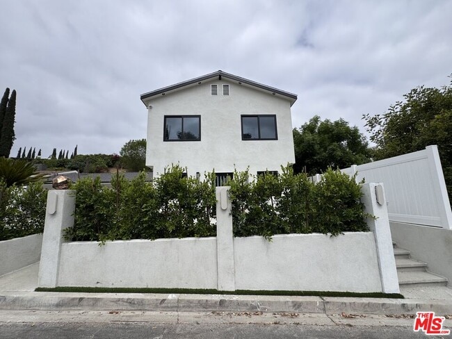 Building Photo - 20529 Miranda Pl