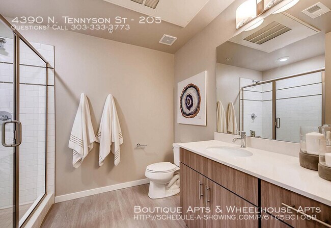 Building Photo - Boutique Apartments
