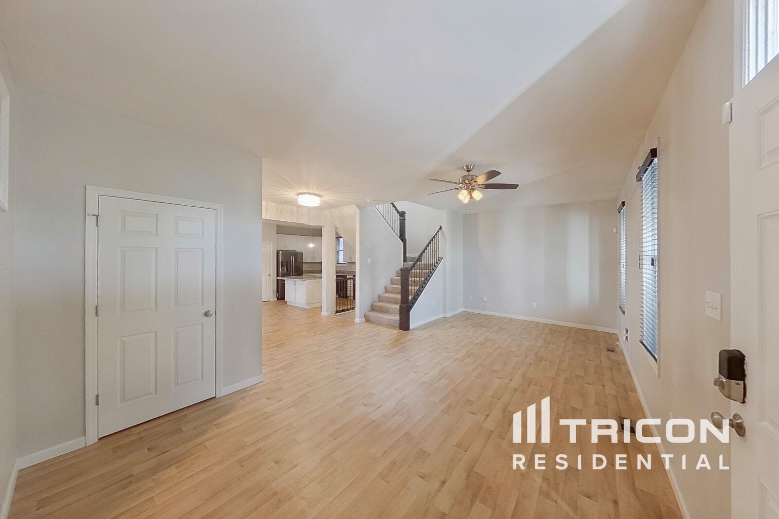 Building Photo - 6024 New Town Dr