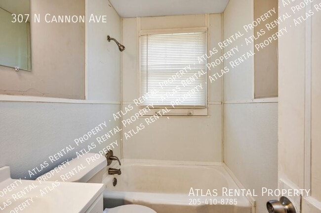 Building Photo - 307 N Cannon Ave