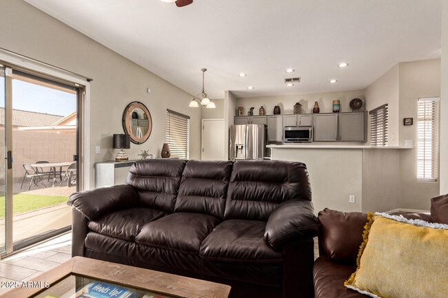 Building Photo - 2052 N Holguin Way