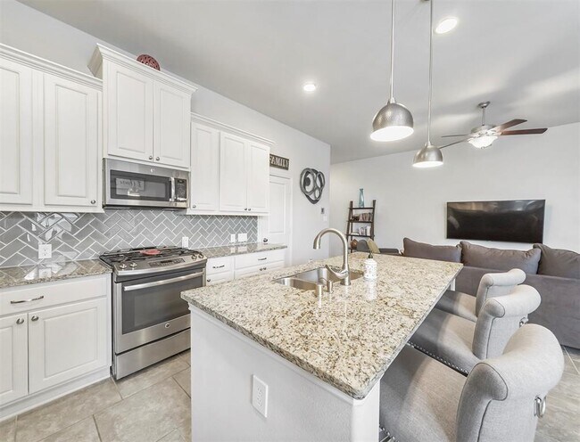 Building Photo - 17023 Canosa Dr