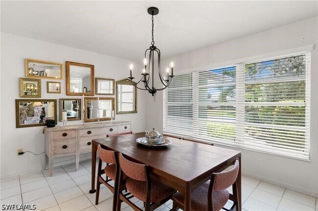 Building Photo - 751 Orchid Ct