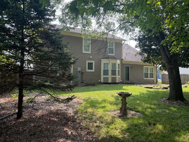 Building Photo - 7574 Allenwood Ct