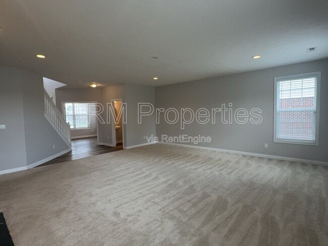 Building Photo - 6311 Burgin Dr