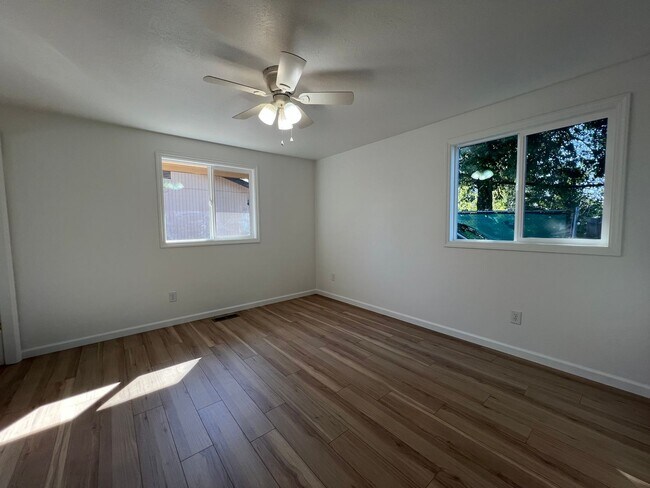 Building Photo - Newly renovated three bedroom home | Available Mid April