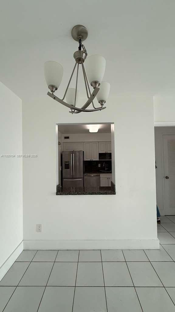 Building Photo - 5161 Collins Ave