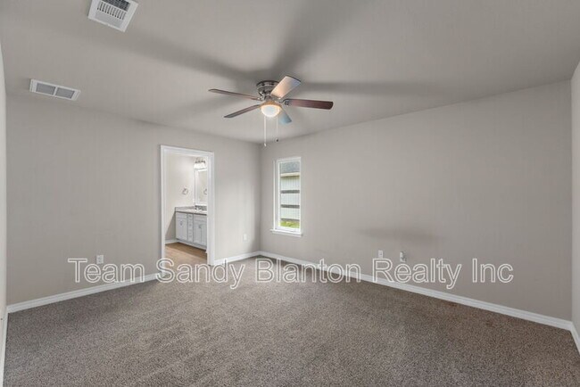 Building Photo - 3210 Electra Dr