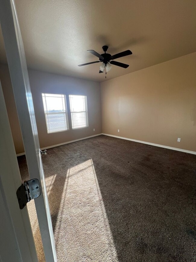 Building Photo - COMING SOON!!  2 Story Townhome