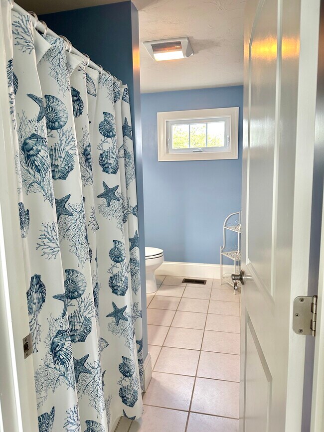 Building Photo - 296 Ocean Blvd