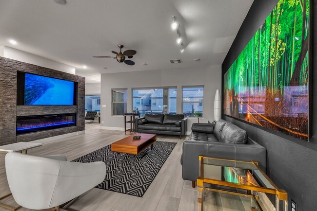 Building Photo - Las Vegas Luxury, Contemporary Furnished H...