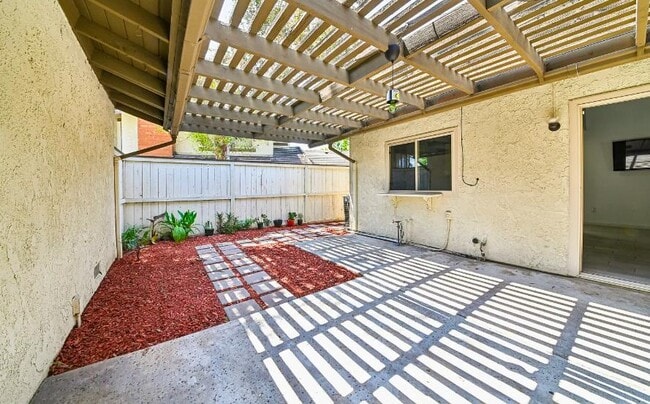 Building Photo - 1722 Aspen Village Way