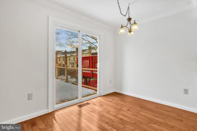 Building Photo - 7413 Salford Ct