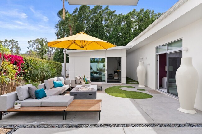 Building Photo - 48674 Vista Viejo Dr
