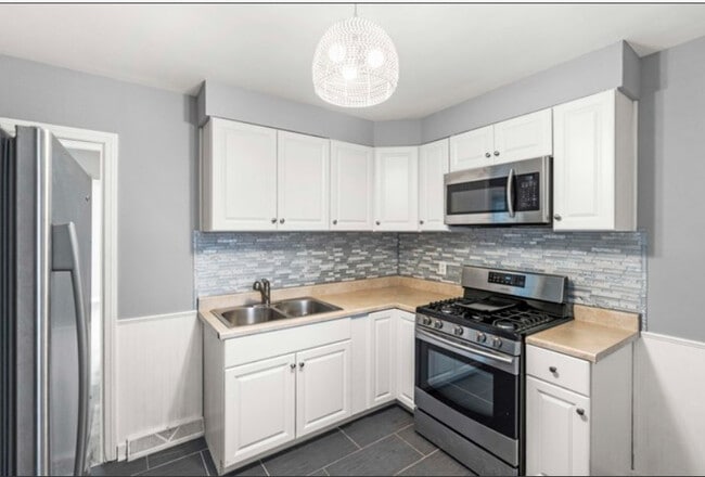 Building Photo - 32 166th Pl